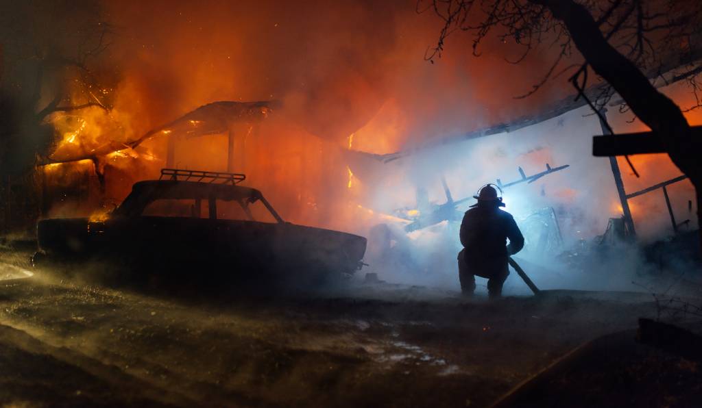firefighter putting out the fire of the house and 2022 01 18 23 45 22 utc 1 jpg